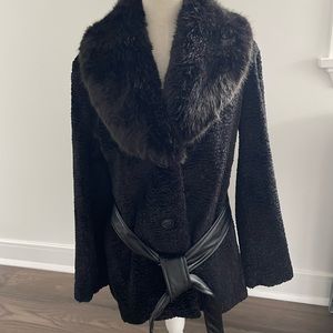 Dale Dressin black Faux Fur sheep skin look sz Large Bergdorf’s